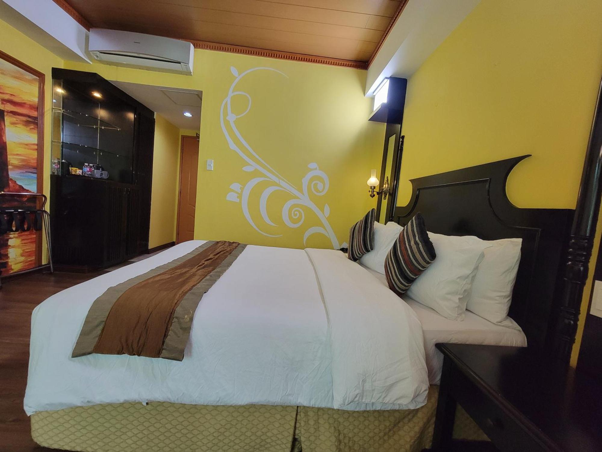 Lee Boutique Hotel Tagaytay Tagaytay City Екстериор снимка