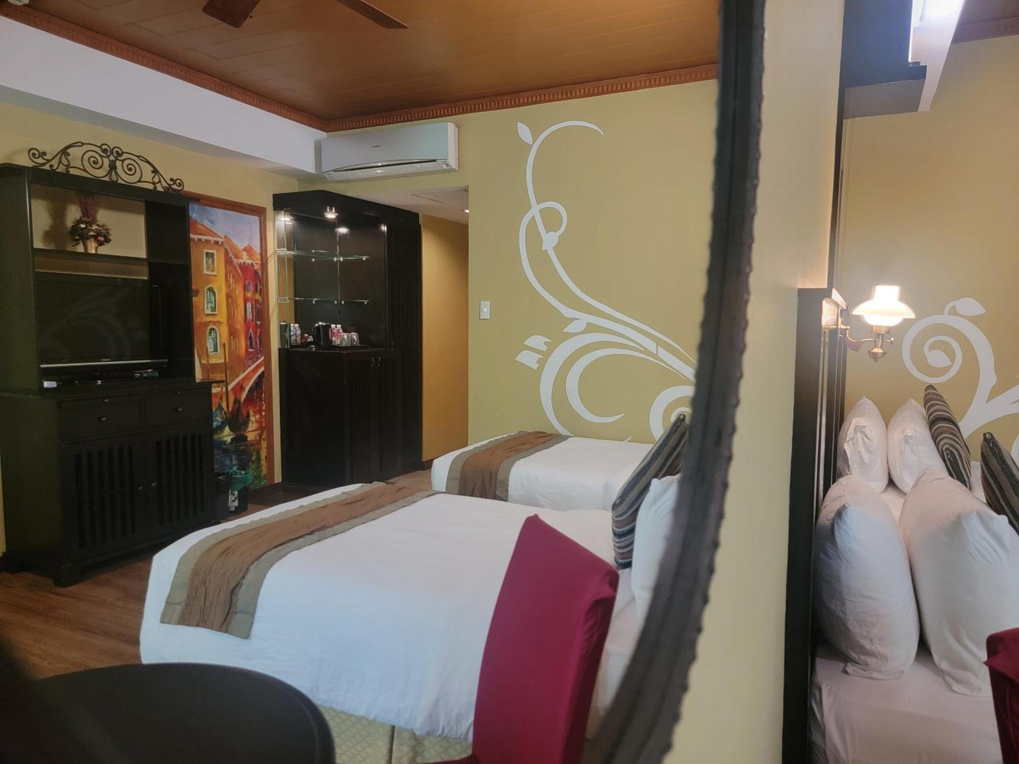Lee Boutique Hotel Tagaytay Tagaytay City Екстериор снимка