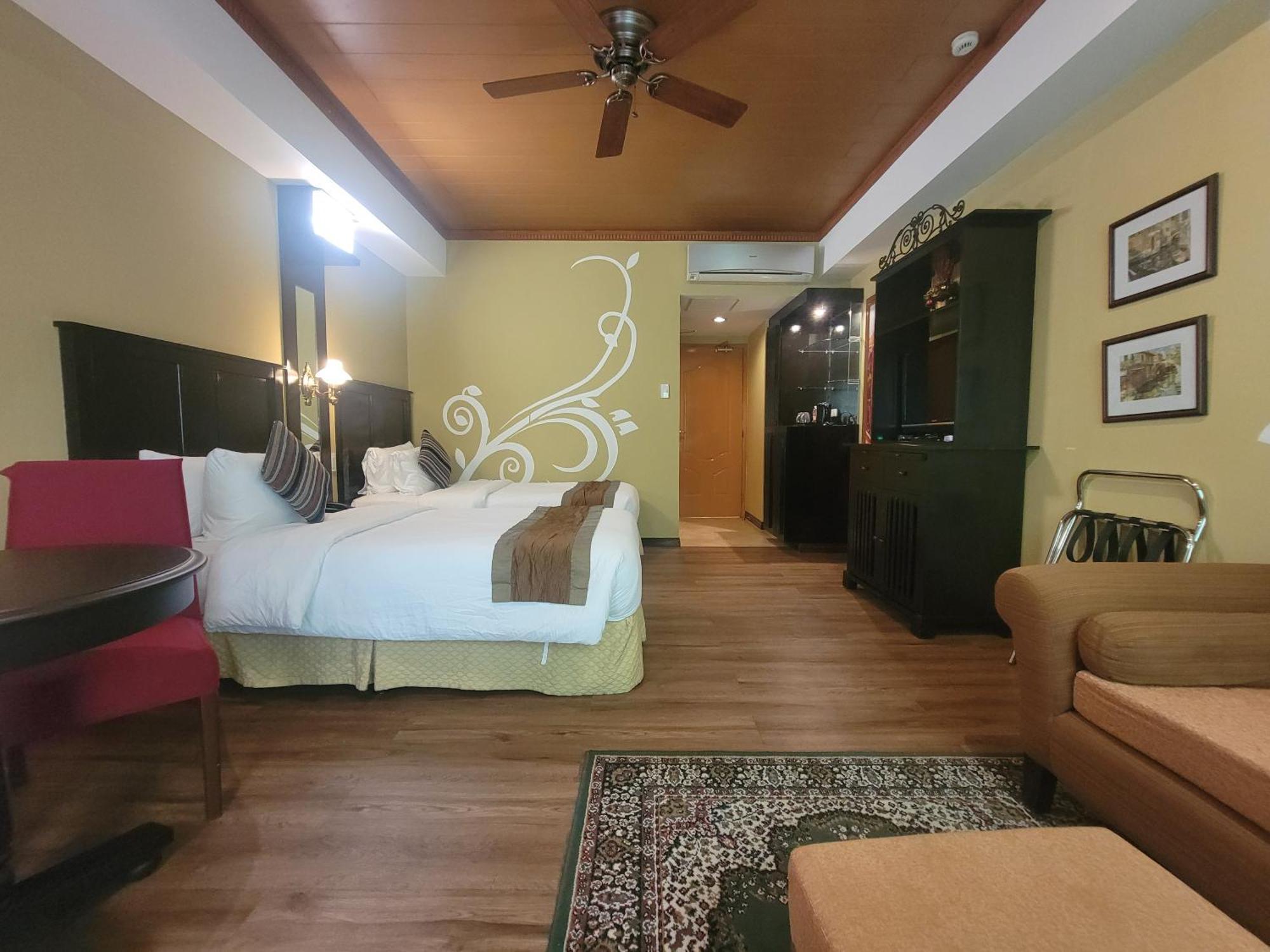 Lee Boutique Hotel Tagaytay Tagaytay City Екстериор снимка