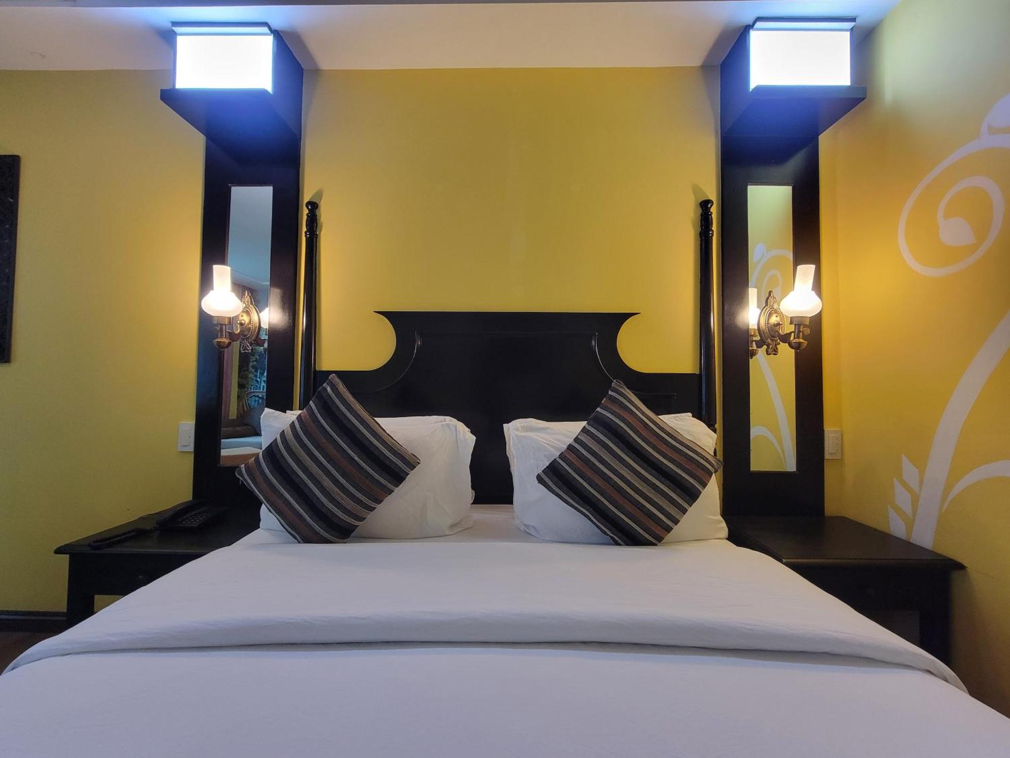 Lee Boutique Hotel Tagaytay Tagaytay City Екстериор снимка